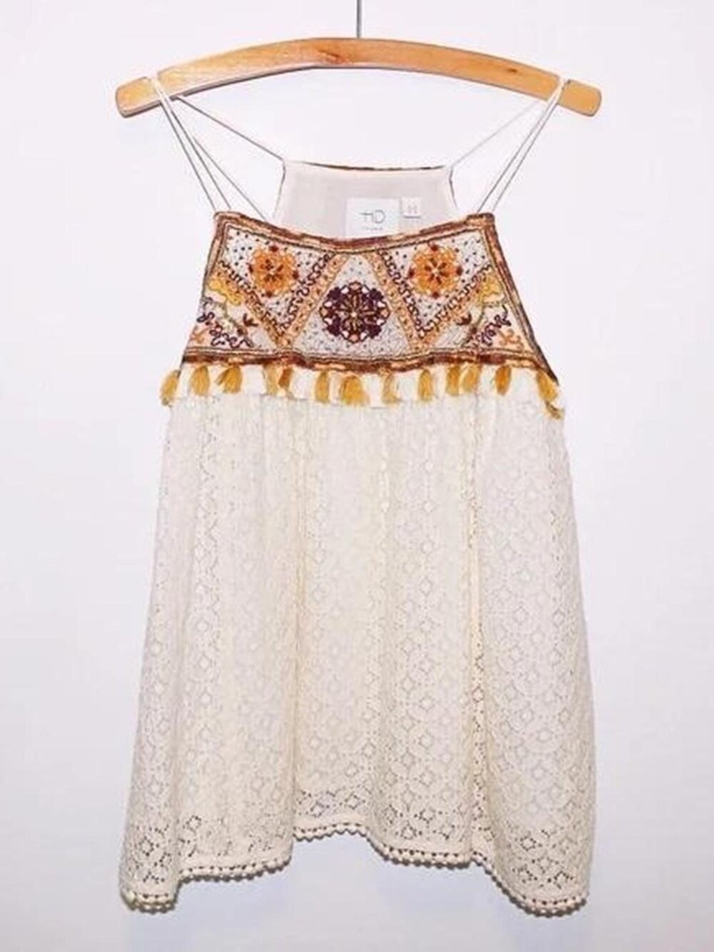 Women's HD in Paris By Anthropologie Tank Top With Embroidery And Tassel. Size 4
